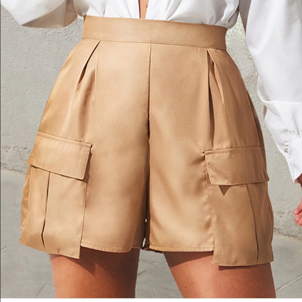 Camel Pocket Detail Cargo Shorts